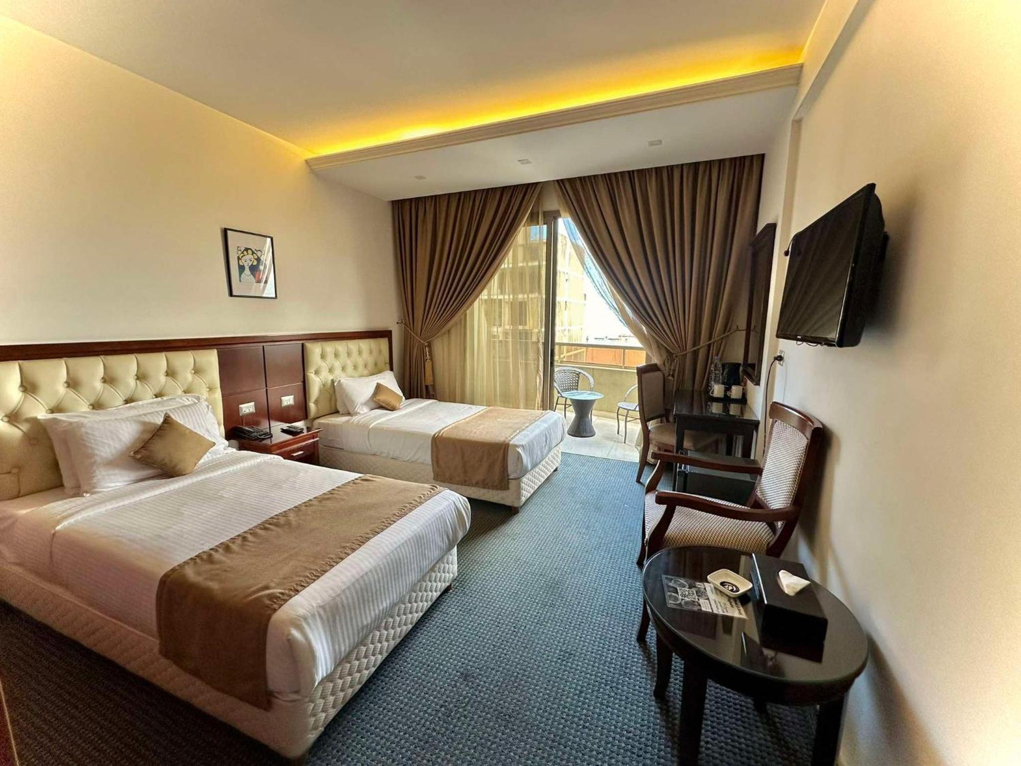 Midtown Hotel & Suites Beirut Exterior foto